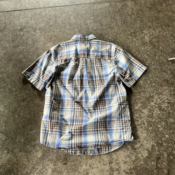 Cherokee button up with a amazing color palette,Size small but could fit medium - Picture 2 of 4